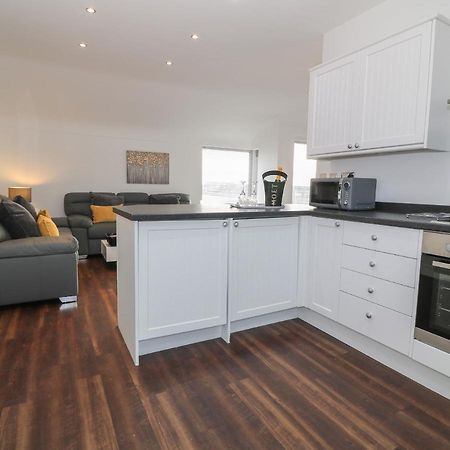 8 Marina View Villa Pwllheli Buitenkant foto