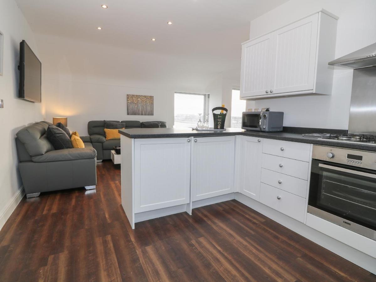 8 Marina View Villa Pwllheli Buitenkant foto
